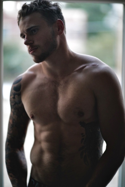 divinereverence:Gus Kenworthy  adult photos