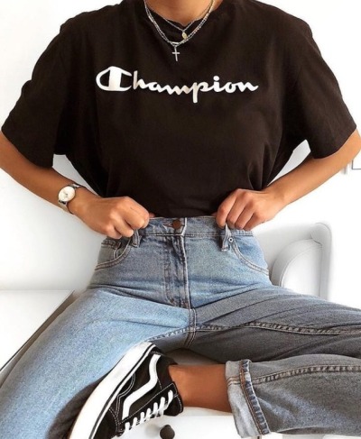 black champion shirt outfit