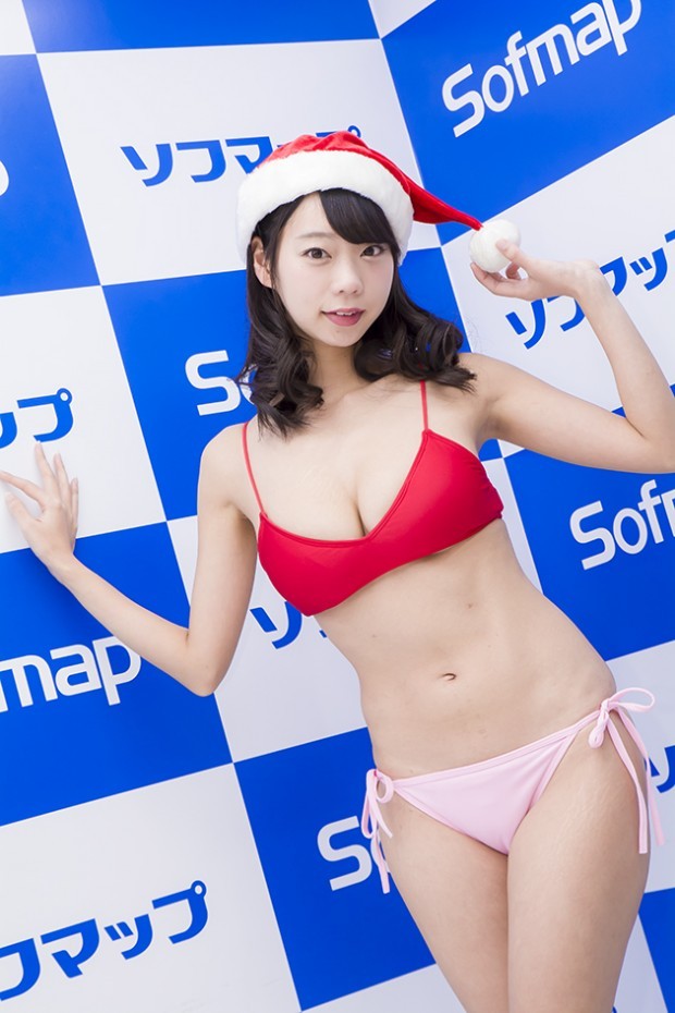 carudamon119:    青山ひかる　ビキニサンタ  