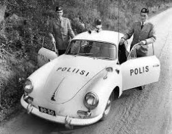 doyoulikevintage:Porsche 356, police car
