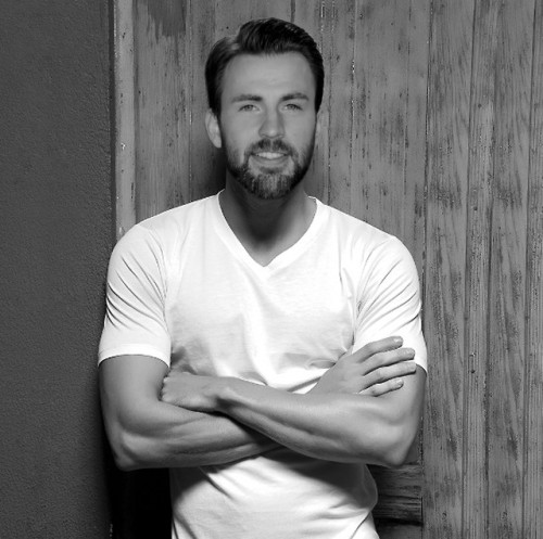 Follow the link to continue viewing..boymasterfakenudes.blogspot.com/2018/12/chris-evans-has-