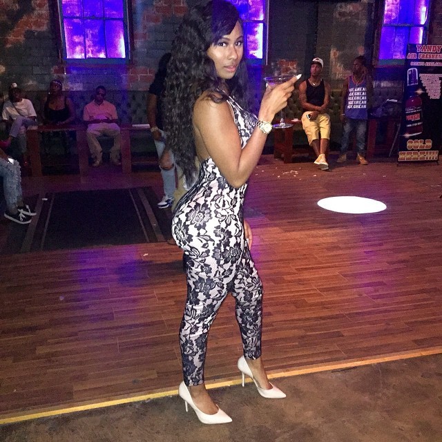 godsgifttomankind:  Tresureinstagram.com/atingofbeauty  WORK IT GIRL!