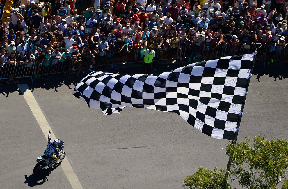 pedalfar:  (via Dakar Rally 2014 - Photos - The Big Picture - Boston.com) 