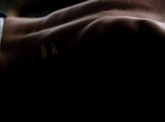6481a34855f333a12af7d71e4061169e61d2fb79.gif