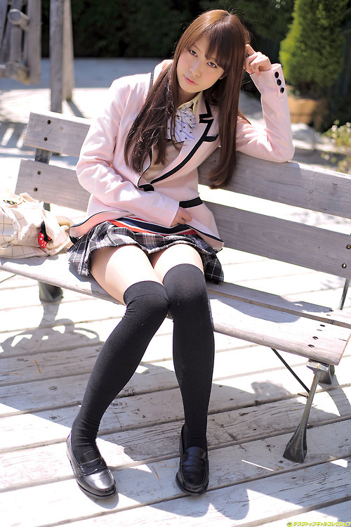 ↪ CLICK HERE TO SEE JAPANESE SCHOOL UNIFORMS ↩