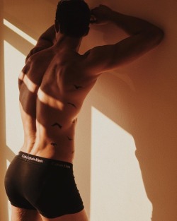 black-plug: Christian Hogue X kevin roldan