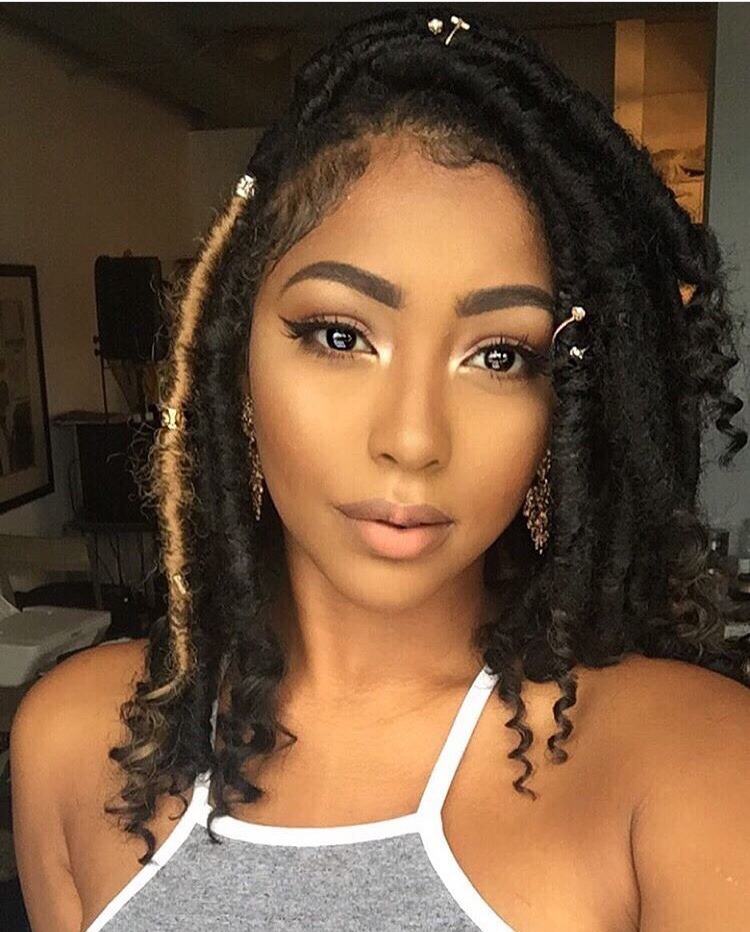 bombshellssonly:  @naturalbabe10.11_pro