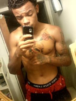 cuteassboys:   IG: Verified_Ink  Twitter: @InkOvaHoes  http://inkovahoes.tumblr.com/      