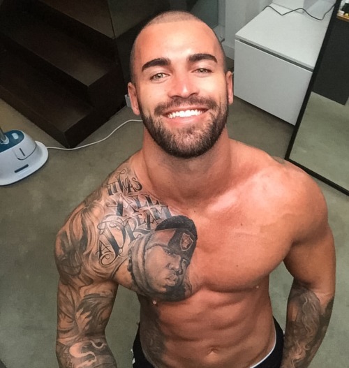 sprinkledpeen:   Clint Chadwick (@clint_chadwick)   