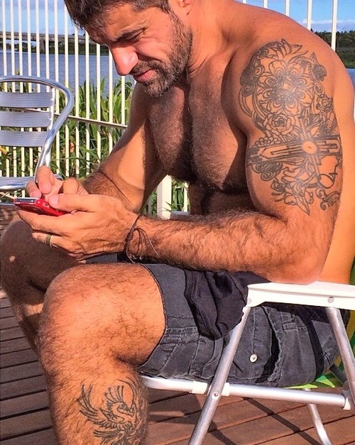 rhiordan: brotherbro:  manly-brutes:  manly-brutes.tumblr.com  http://brotherbro.tumblr.com/