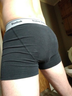 loveablediaperboy:Oopsie… I made a poopsie in my undies 