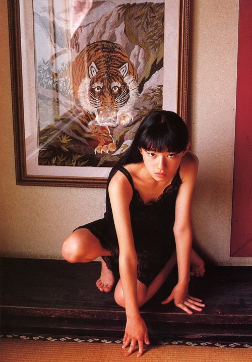 rumikokoyanagi:  Kishin Shinoyama & Chiaki Kuriyama “Shinwa Shoujo”