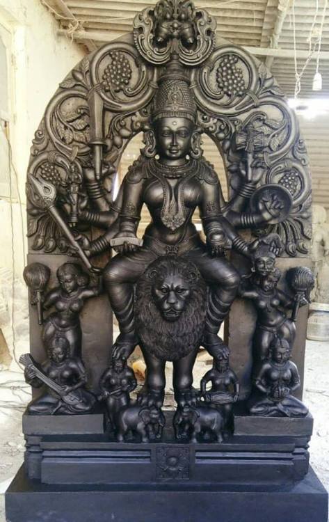 Shilpaloka Verna Goa, sculpture of Banashankari by Suresh Gudigar.