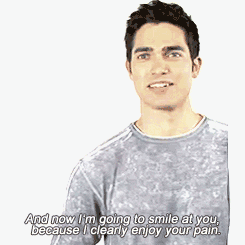 hoechlined:what everybody actually hears while listening to Tyler Hoechlin.