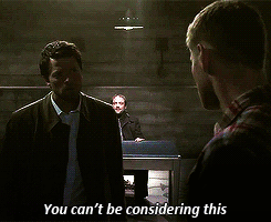 mishasminions:  I LOVE HOW DEAN SAYS SOMETHING COMPLETELY DIFFERENT FROM WHAT HE