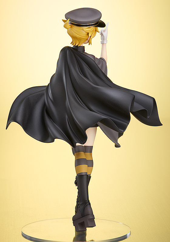 goodsmilecompanyunofficial:  1/8th Scale Kagamine Len (Senbonzakura) from the song Senbonzakura