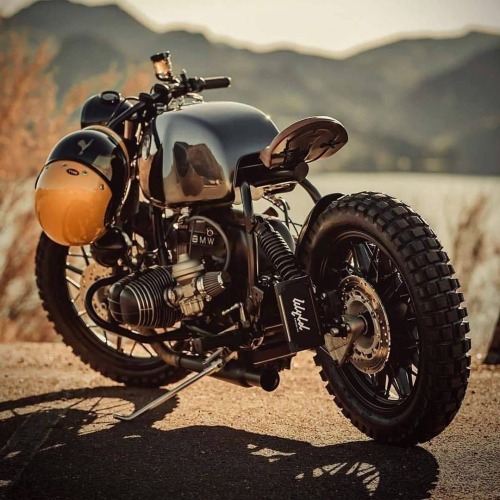 scrambler-puebla:‍☠️#₴₵Ɽ₳₥฿ⱠɆⱤ_₱ɄɆ฿Ⱡ₳‍☠️=== #↻օղ_Ͳօժօ ===#caferacer #scrambler #vintage #motorcycle 