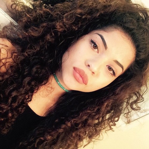 curlybeautiesx3:  @ohitsthatgirlbianca