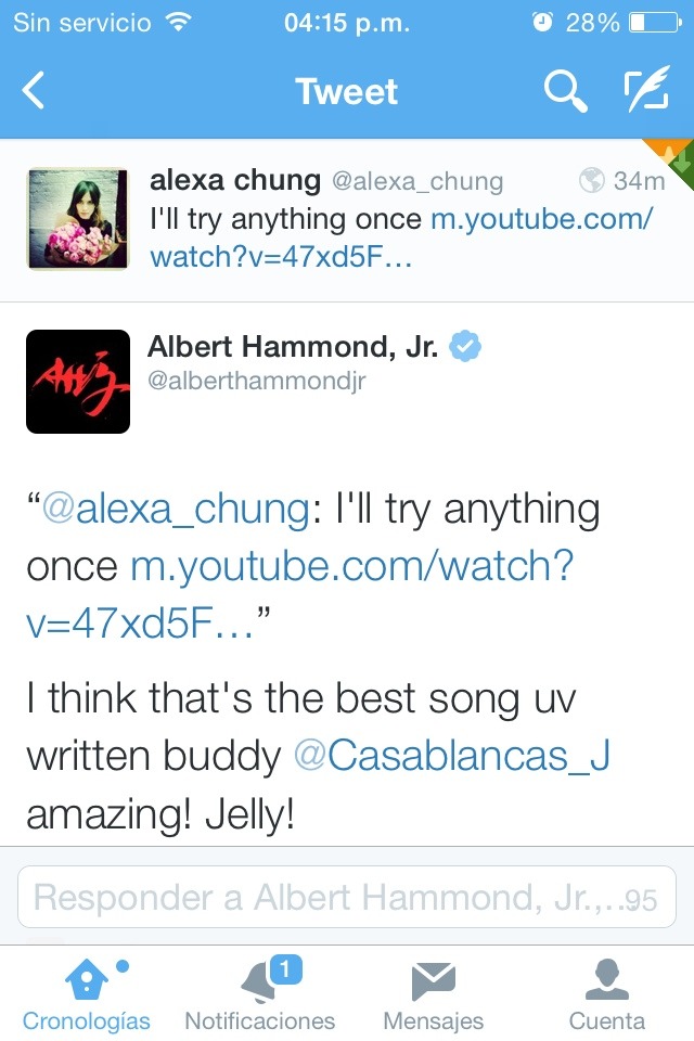 theroomisonfiree:  zed-is-dead—baby:  Awww 