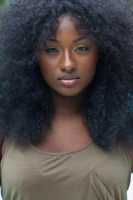 naturalhairqueens:gorgeous! her melanin is amazing