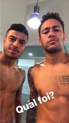 baefinha93: “What’s Up?” Rafinha via neymarjr’s insta-story | 06/03/2017