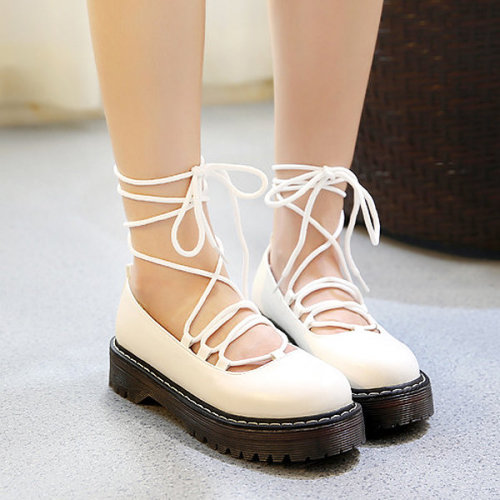 summersunny88:Cat Embroidered Platform Casual Short BootsRetro Pu Lace Up Platform British Style Sho