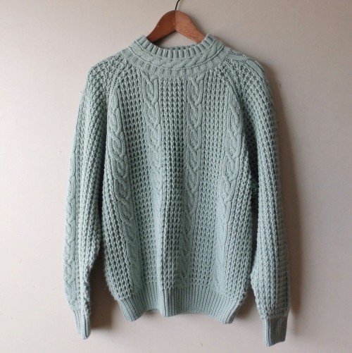 littlevisionsthrift:80s chunky cable knit sweater. Size MLittleVisionsThrift.etsy.com