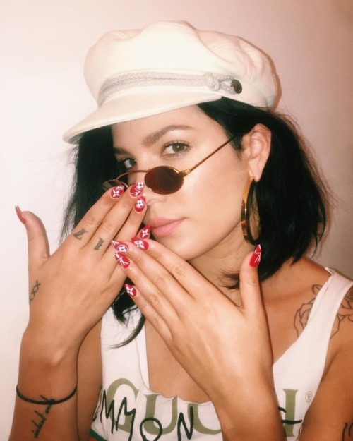 youcanfindmeinthekingdom: imarninails: @iamhalsey came in and had Louis Vuitton + Supreme inspired n