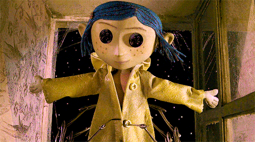 henriscavills:You probably think this world is a dream come true but you’re wrong.Coraline (2009) di