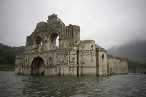 thelastdiadoch:    Sixteenth Century Church Re-Emerges From The Water After DroughtOctober 19, 2015 | by Tom Hale“Beautiful photos of the Mexican Temple of Santiago have been circulating online, showing the church reappear from the water like a lost