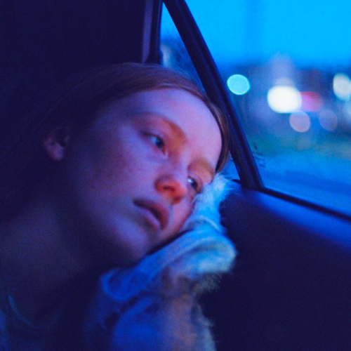 jameskirke:blue light hymns  // a mix for the comfort found in the bottom of a swimming pool and in 