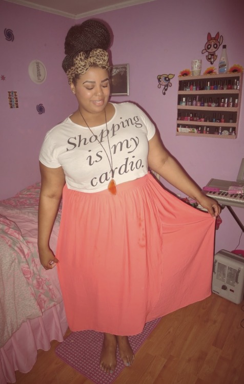 duchess-gummybunss:  I’m way too cute to be this single. 