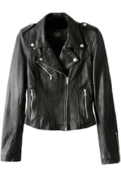 llauraprepon:  ▬ Badass Leather Jackets ▬*Awesome prices*01 | 02 | 03 | 04 |