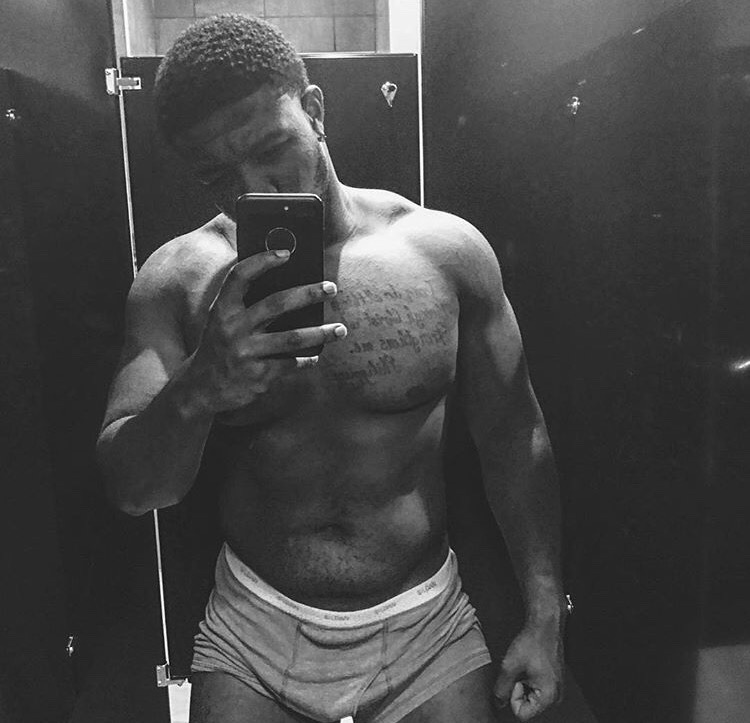 administrativejigga:  Sexy and tatted