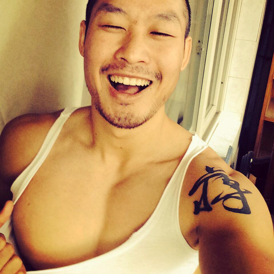 asianhunk-pecs-nips-asses:  Nice!