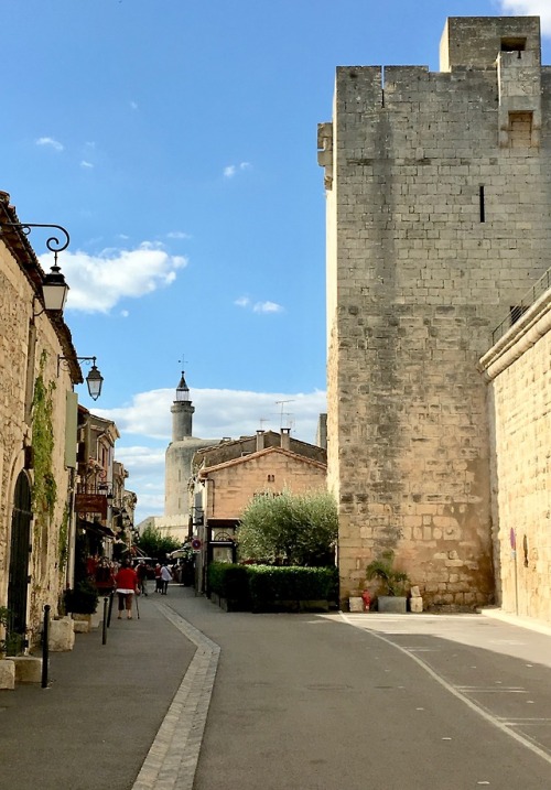 Rue, Aigues-Mortes, Gard, 2016.