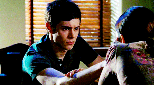 pughflorences:THE O.C. | 3x18 “The Undertow”