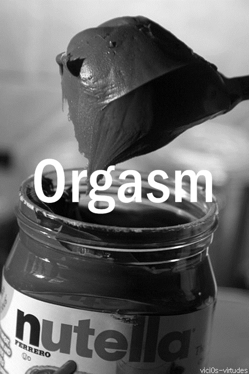 fliegen-um-zu-fallen:  sluts-around-the-world:     Erinnerung 