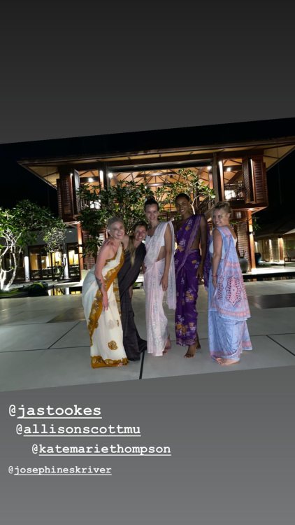 Josephine Skriver with Jasmine Tookes, Allison Scott, Kate Marie Thompson & Nicole Sudyka in Sri