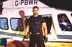 iamnolady:  The Shield arrives at London's O2 arena via helicopter: Raw, April 22, 2013  Best arrival I have ever seen! =D