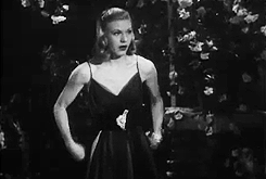  Ginger Rogers warms up for a fight in Vivacious Lady (1938) 