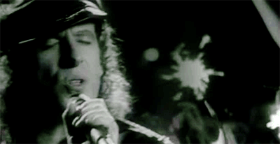 80s-90s-music-gifs:  Wind of Change–Scorpions (1990)