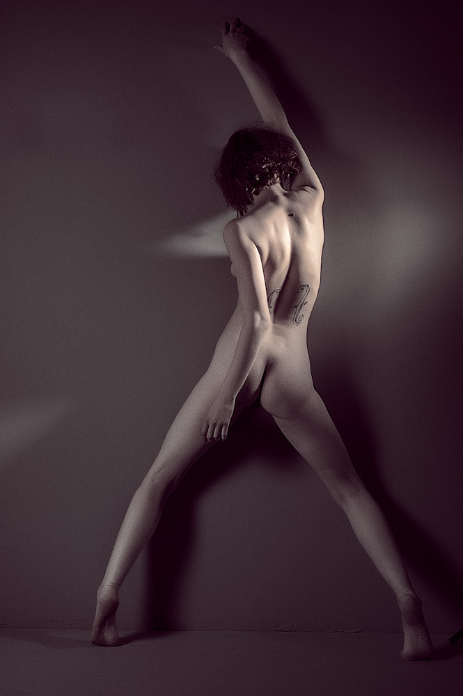 jeanloup:  © Jeanloup De Loupe. Model Marla If reblogging please leave links, copyright