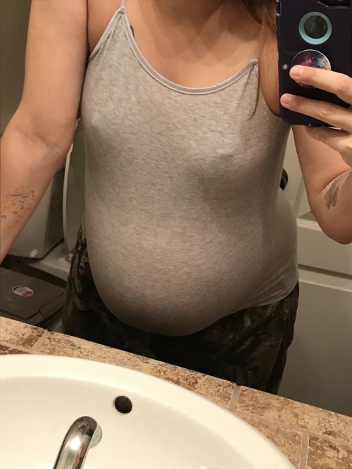 mamamace77:Getting bigger and bigger. Clothes don’t fit me as well anymore ‍♀️