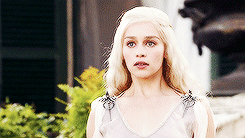 Porn photo enjolyass:  Daenerys Targaryen per episode - 1.01