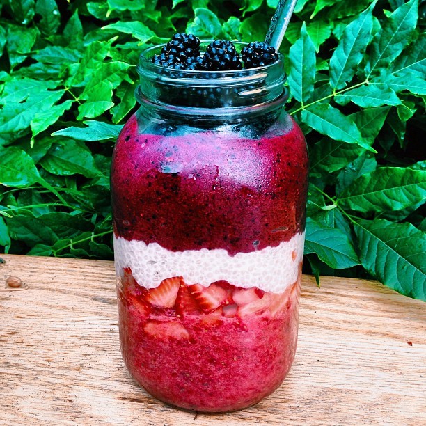 styleyourbody:  eat-to-thrive:  Berry and chia seed layered smoothie.  Bottom layer