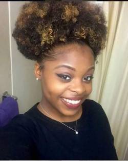 malcolmstarchild7:  Full Puff Of Curls…Attain Similar Easy to Wear Look Here: www.naturalhairmag.com/mega-high-puff-natural-hair/ IG:@diquah #naturalhirmag 