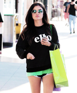  Lucy Hale shopping in Studio City // September 1st, 2014 