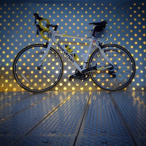 bikes-bridges-beer: One thing I hate about this time of year is it getting dark early! #nighttime #