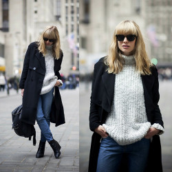 lookbookdotnu:  OVERSIZED, AGAIN (by Lisa Dengler)